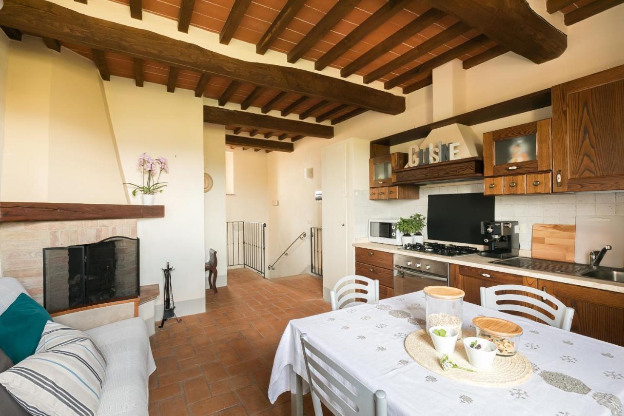 شقة Casa Franci Contignano المظهر الخارجي الصورة