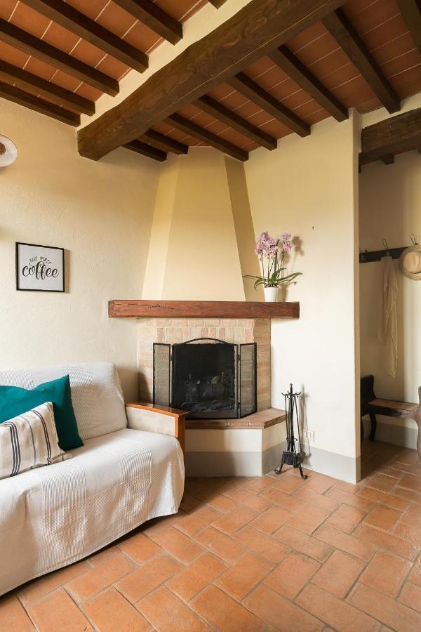 شقة Casa Franci Contignano المظهر الخارجي الصورة