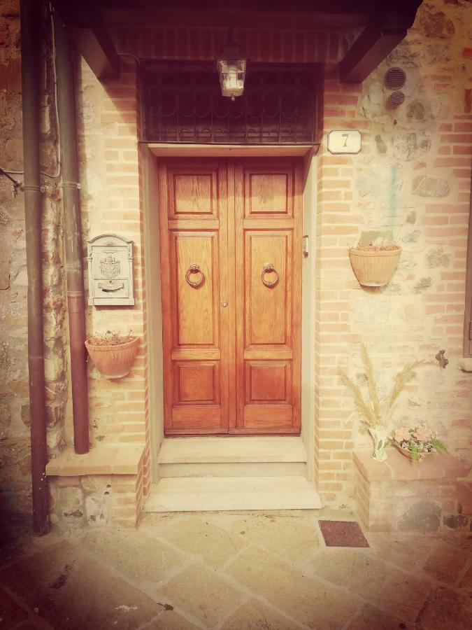 شقة Casa Franci Contignano المظهر الخارجي الصورة